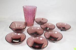 lot 360 image: Set of Vintage Pink Glassware 9-Piece Drinkware Collection