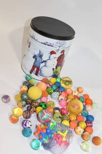 lot 364 image: Set of 50 Assorted Bouncy Balls with Decorative Tin