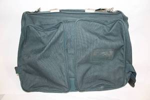 lot 372 image: Expandable Travel Garment Bag with Multiple Compartments