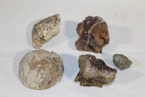 lot 419 image: Set of 7 Natural Mineral and Stone Specimens