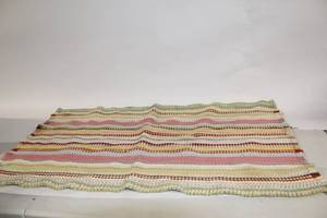 lot 428 image: Colorful Handwoven Cotton Rag Rug 38 x 23 Inches