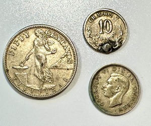 lot 49 image: Set of 3 Vintage Circulated Coins from Various Countries