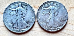 lot 14J image: Set of 2 Walking Liberty Half Dollars - 1945 and 1947