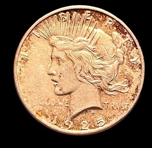 lot 12L image: 1925 Liberty Peace Dollar Coin