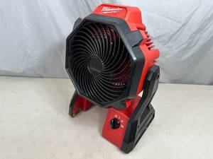 lot 11 image: Milwaukee M18 Cordless Jobsite Fan