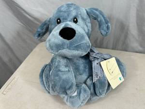 lot 100 image: New Luxury Velvet Dog with Baby Blanket