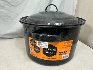 lot 108 image: New Granite Ware Enamel Stew Pot