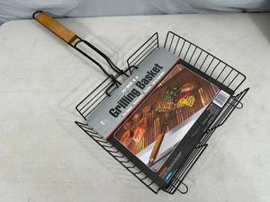 lot 122 image: New Mr. BBQ Grilling Basket