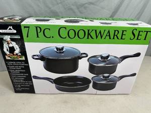 lot 161 image: New 7 Pc Pot and Pan Cookware Set