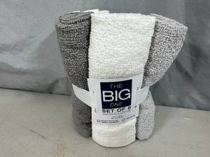 lot 174 image: 6 New Big One Wash Cloths