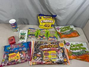 lot 197 image: Assorted Candy, Suckers, Fruit Chews, Charleston Chew Smores, and more.