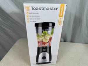 lot 222 image: New Toastmaster Personal Size Blender