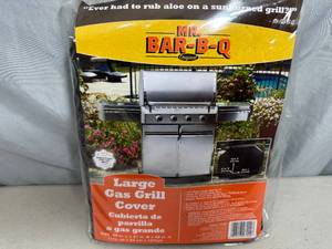 lot 273 image: New Large Grill Cover