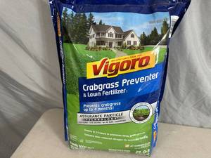 lot 291 image: New 14 lb Bag of Vigoro Crabgrass Preventer and Lawn Fertilizer