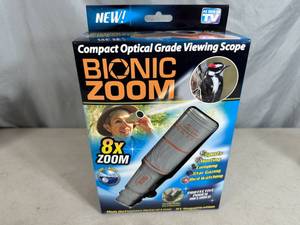 lot 310 image: New Bionic Zoom Viewing Scope