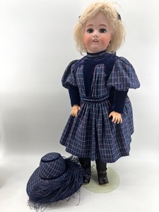 lot 11 image: Antique Simon & Halbig Doll with Plaid Dress and Matching Hat