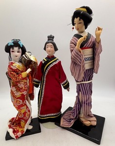 lot 96 image: Set of 3 Traditional Japanese and Chinese Decorative Dolls