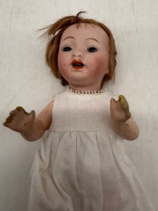 lot 121 image: Antique Morimura Brothers Bisque Head Baby Doll