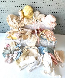 lot 152 image: Collection of Vintage Baby Bonnets and Knit Accessories