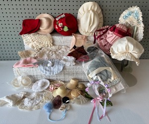 lot 210 image: Collection of Vintage Doll Hats and Accessories