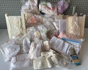 lot 213 image: Large Collection of Vintage and Assorted Lace & Trim Ribbons