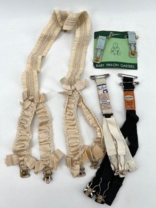 lot 237 image: Vintage Collection of Baby and Childrens Garters