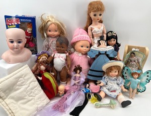 lot 239 image: Collection of Vintage and Modern Dolls Including 1957 Dollikins