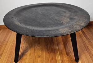 lot 116 image: Early Production CTW Molded Plywood Coffee Table by Eames 34 W x 15.5 H x 34 D
