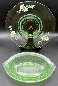lot 63 image: Vintage Indiana Glasss Uranium Glass Oval Serving Dish and Uranium Glass Plate with Hand Painted Flowers