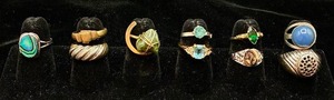 lot 114 image: Collection of Costume Jewelry Rings