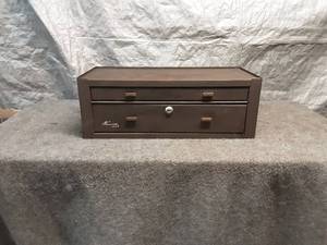 lot 3 image: Kennedy Manufacturing Metal Tool Chest with Storage Drawer