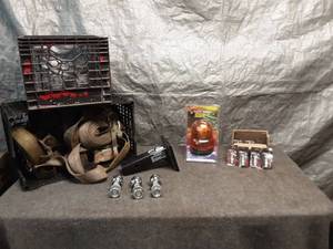 lot 34 image: Assorted Automotive Parts and Signal Light Set