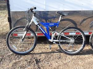 Magna Excitor 21-Speed Mountain Bike