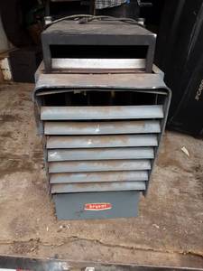 lot 72 image: Used Bryant Industrial Heater with Exhaust Fan