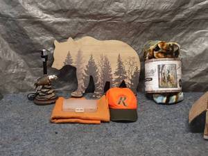 lot 107 image: Outdoor Themed Gift Set with Bear Decor, Cap, Blanket and More
