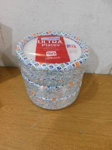lot 9 image: (3) 60 Count Paper Plates