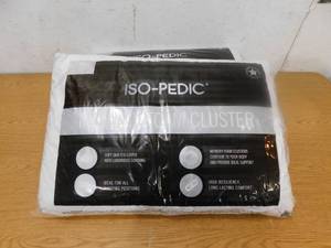lot 21 image: (2) Iso-Pedic Memory Foam Cluster Pillow