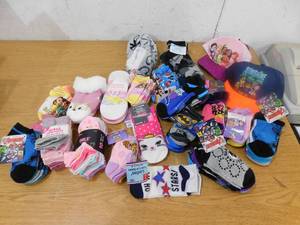 lot 39 image: Assorted Socks, Slippers, Hats
