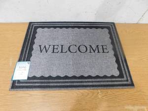 lot 47 image: Welcome Mat