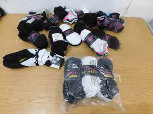 lot 66 image: Assortment of Socks