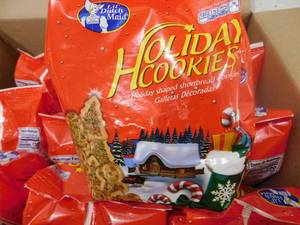 lot 96 image: (10) Holiday Cookies