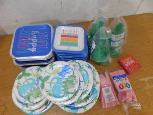 lot 101 image: Birthday Party Supply Kit