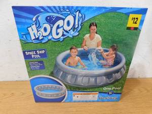 lot 146 image: Inflatbale Pool