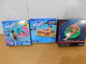 lot 156 image: H2O Go Water Toy Lot