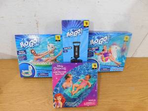 lot 160 image: H2O Go Water Toy Lot