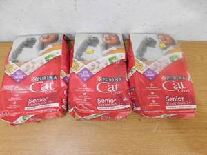 lot 210 image: (3) 3.15 Pound Purina Cat Chow