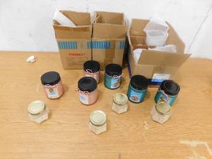 lot 215 image: Holiday Candle Lot