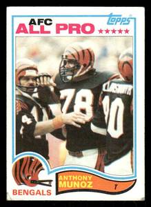 lot 19 image: 1982 Topps Anthony Munoz Rookie Football Card #51