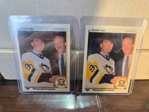 lot 68 image: (2) 1990-91 Upper Deck Jaromir Jagr Rookie Card #356