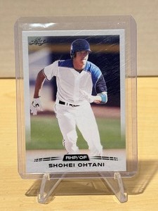 lot 236 image: 2018 Leaf Shohei Ohtani Rookie #04 LK
